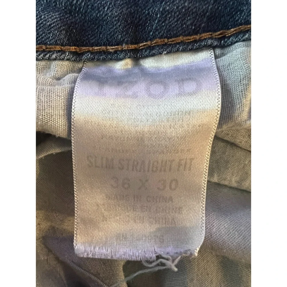 IZOD 36x30 (ACTUAL 38x26) HEMMED Slim Straight Fit Blue Denimn Jeans